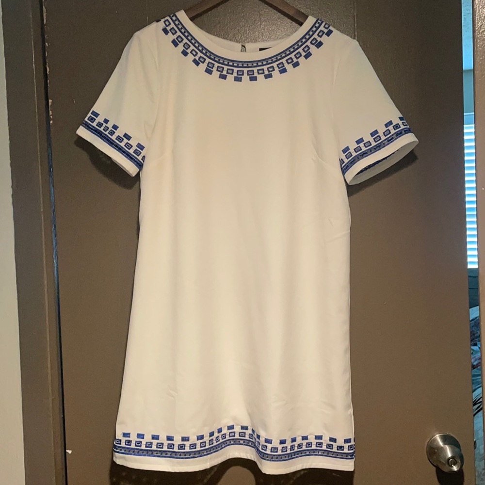 Lulus Embroidered Shift Dress